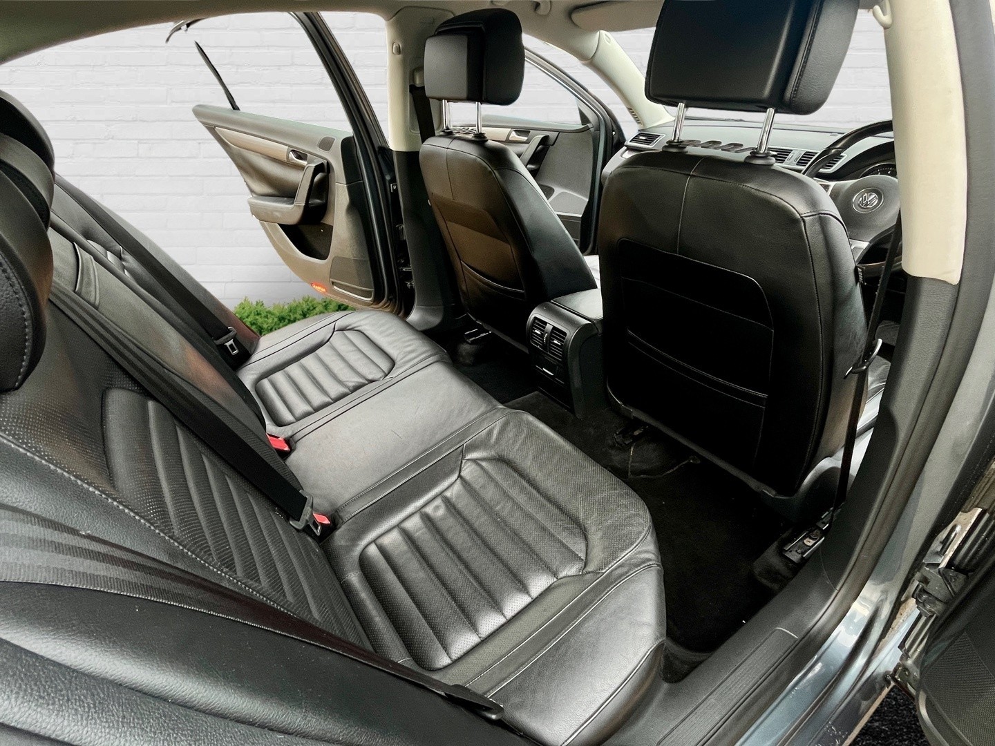 Used Volkswagen CC 2023 for sale - 76497504: Photo 14