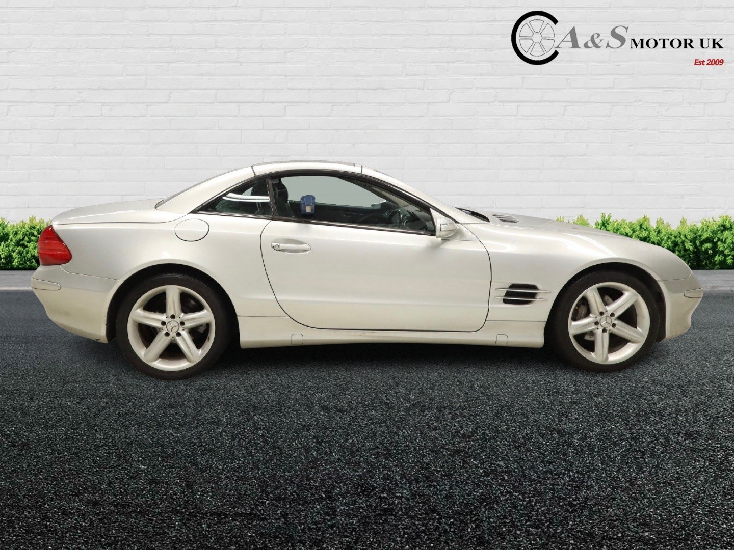 Used Mercedes-Benz SL 2006 for sale - 76588420: Photo 4