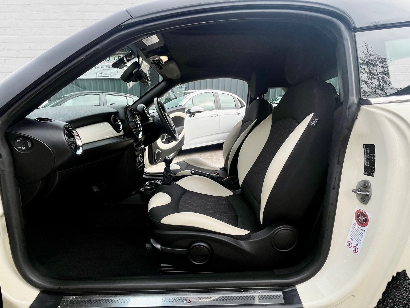 Used MINI Coupe 2014 for sale - 76242871: Photo 14