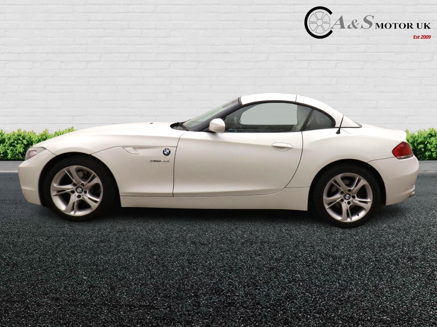 Used BMW Z4 2009 for sale - 76588441: Photo 2