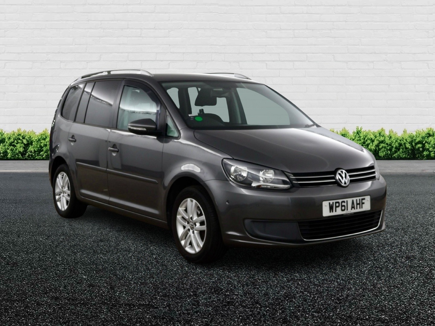 Used Volkswagen Touran 2012 for sale - 77548215: Photo 2