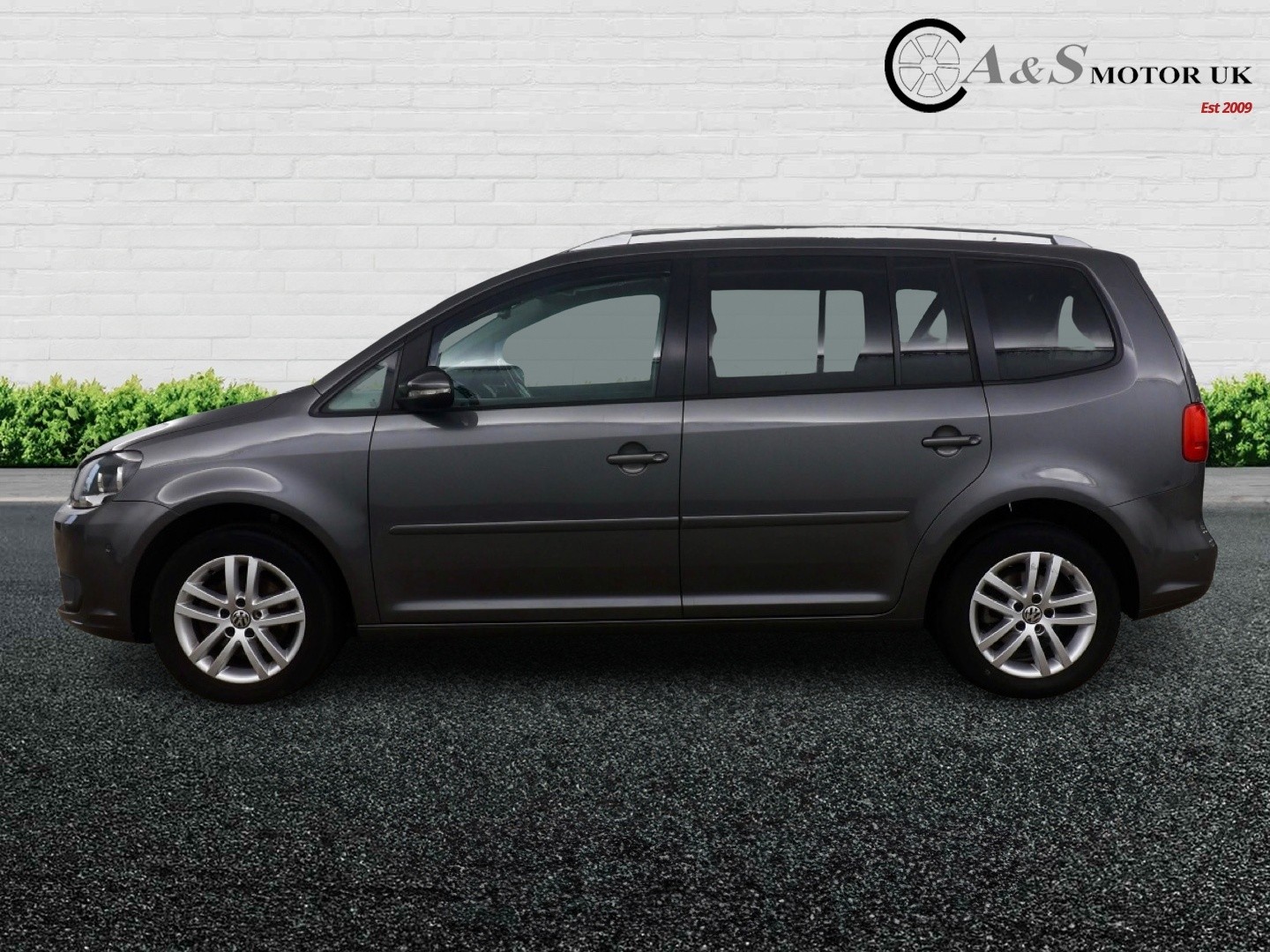 Used Volkswagen Touran 2012 for sale - 77548215: Photo 7