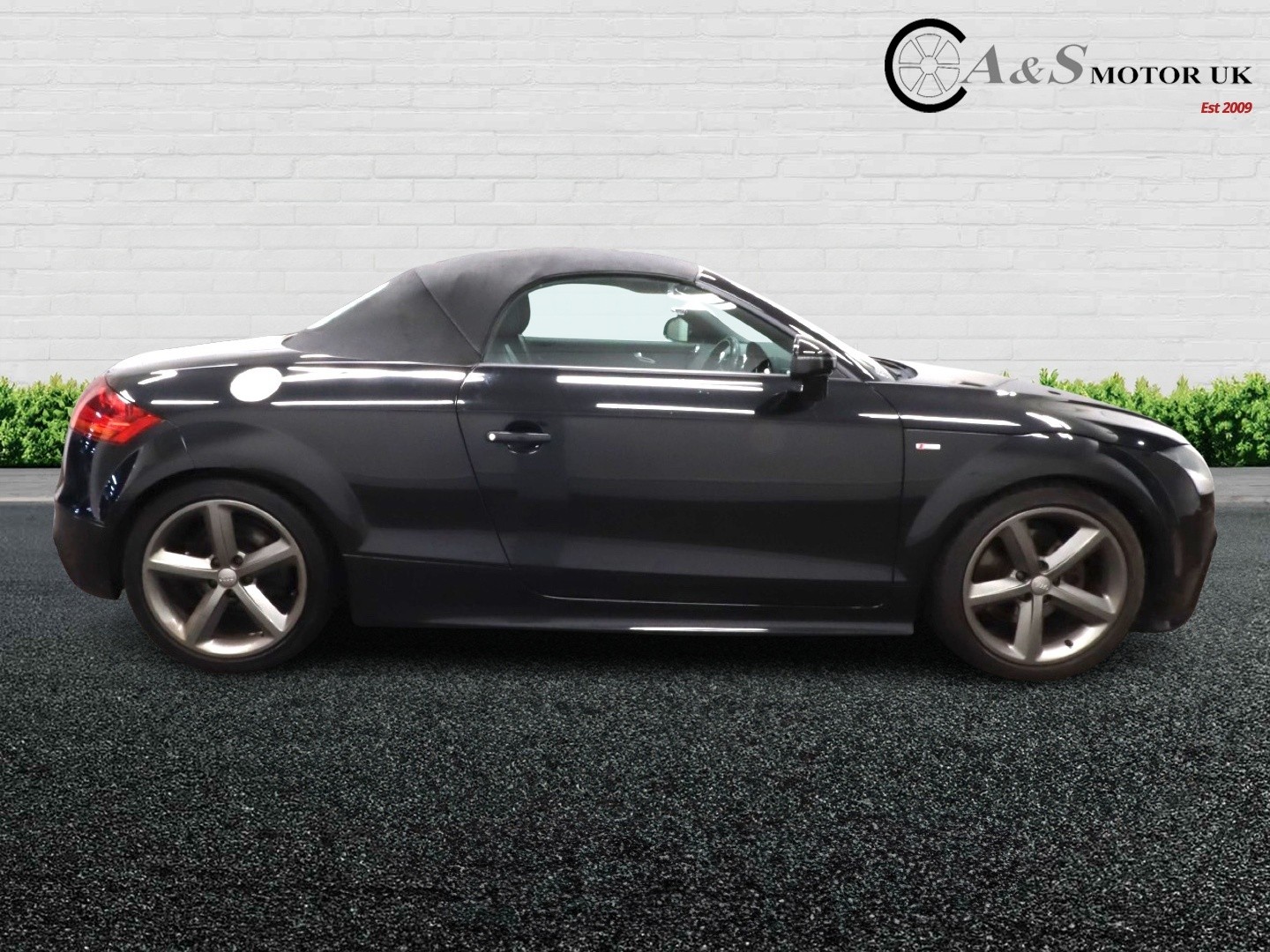 Used Audi TT 2011 for sale - 76588442: Photo 3