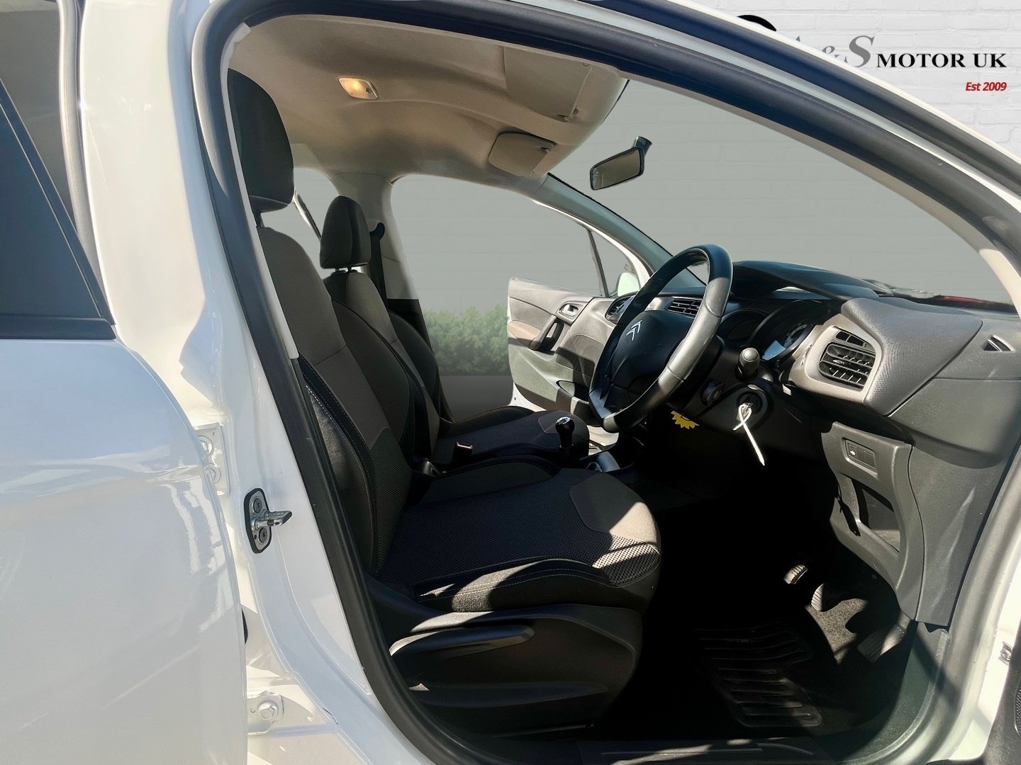 Used Citroen C3 2014 for sale - 76041077: Photo 9
