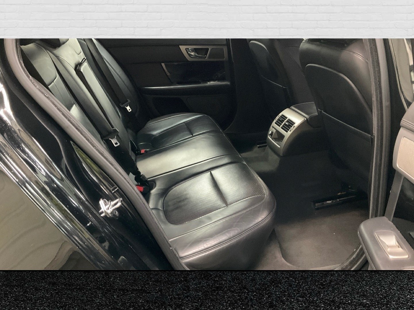 Used Jaguar XF 2011 for sale - 77271015: Photo 10