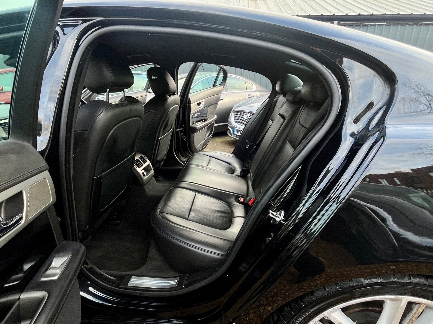 Used Jaguar XF 2011 for sale - 77271015: Photo 18