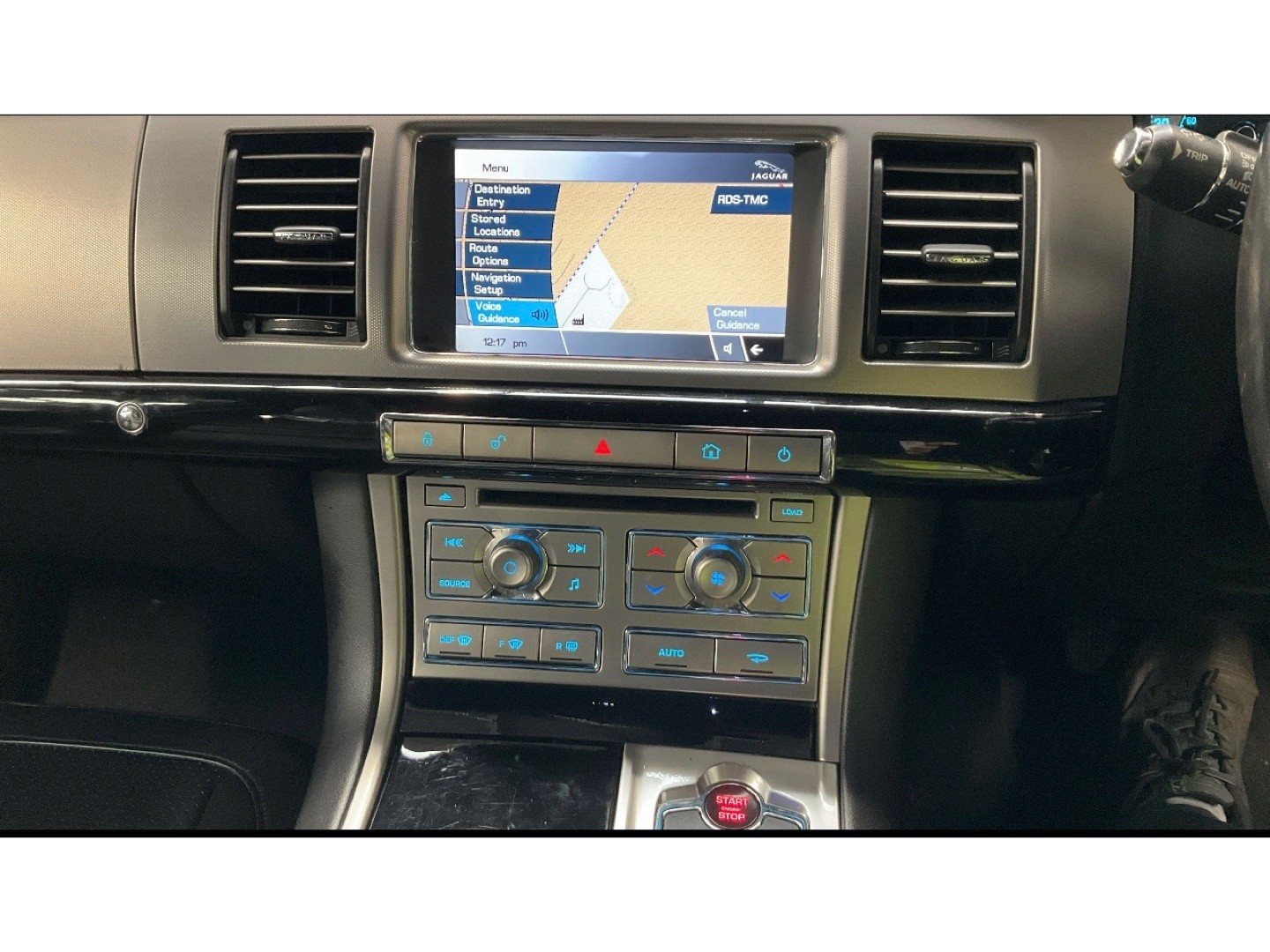 Used Jaguar XF 2011 for sale - 77271015: Photo 7