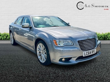 Used Chrysler 300C 2014 for sale - 78667358: Photo
