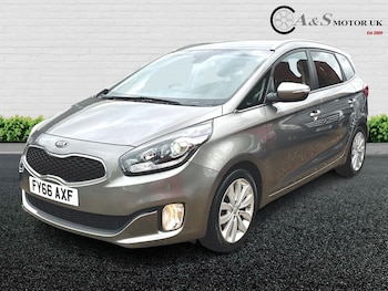 Used Kia Carens 2016 for sale - 78882322: Photo