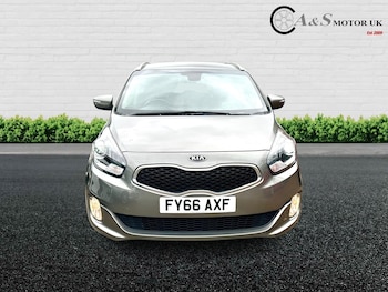 Used Kia Carens 2016 for sale - 78882322: Photo