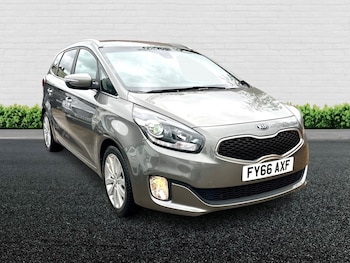 Used Kia Carens 2016 for sale - 78882322: Photo