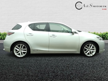 Used Lexus CT 2014 for sale - 77474869: Photo