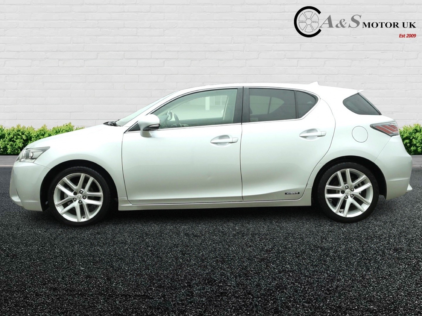 Used Lexus CT 2014 for sale - 77474869: Photo 4