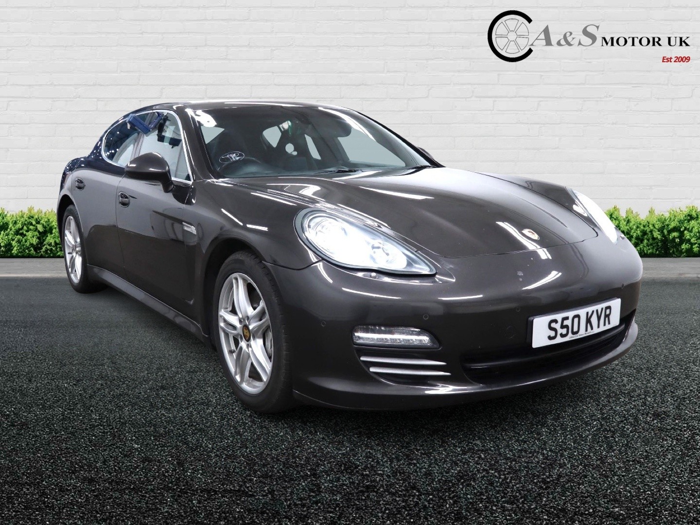 Used Porsche Panamera 2010 for sale - 77983726: Photo 2