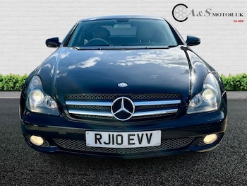 Used Mercedes-Benz CLS 2010 for sale - 75975490: Photo