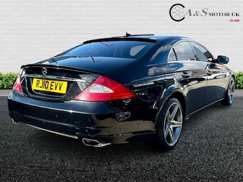 Used Mercedes-Benz CLS 2010 for sale - 75975490: Photo