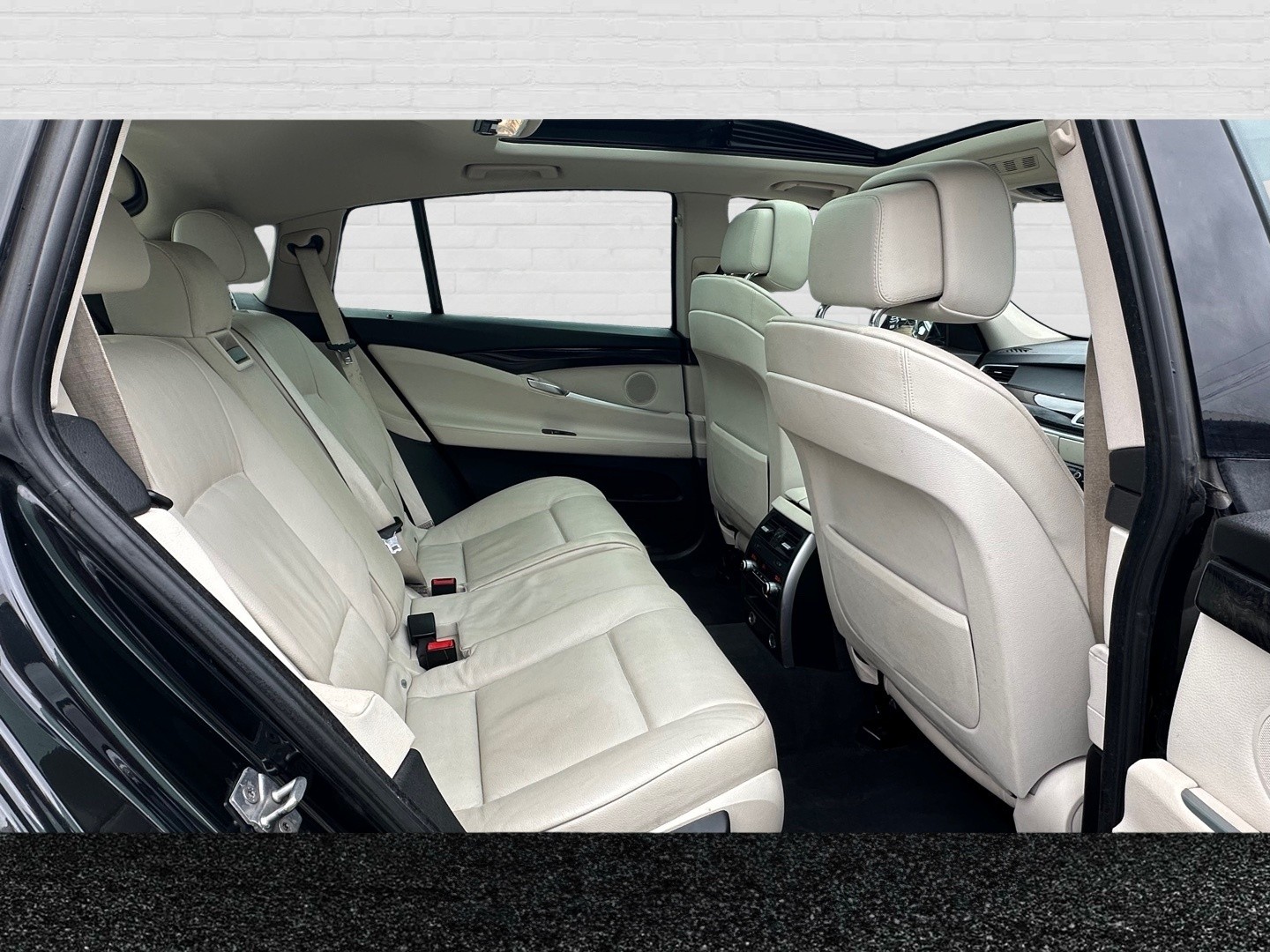 Used BMW 5 Series 2011 for sale - 77851264: Photo 15