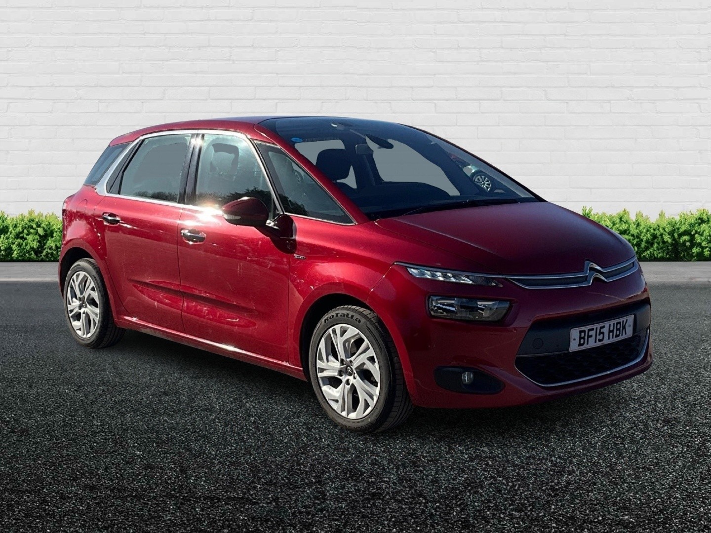 Used Citroen C4 Picasso 2015 for sale - 77983734: Photo 2