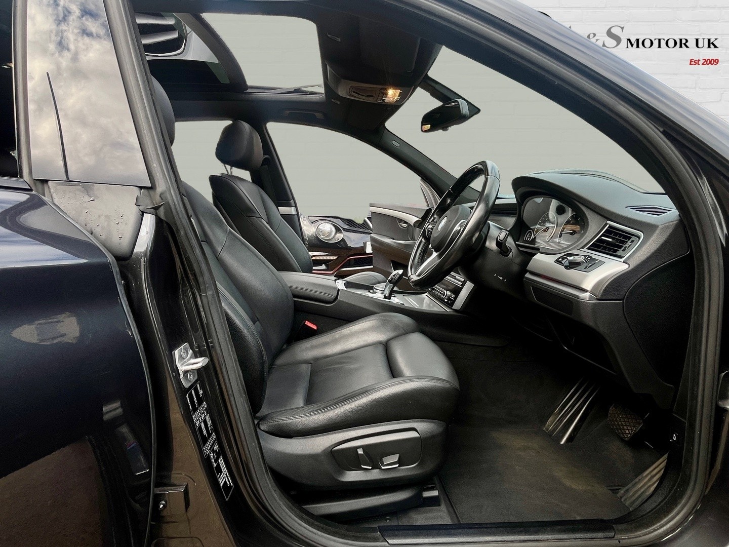 Used BMW 5 Series 2016 for sale - 76334715: Photo 11