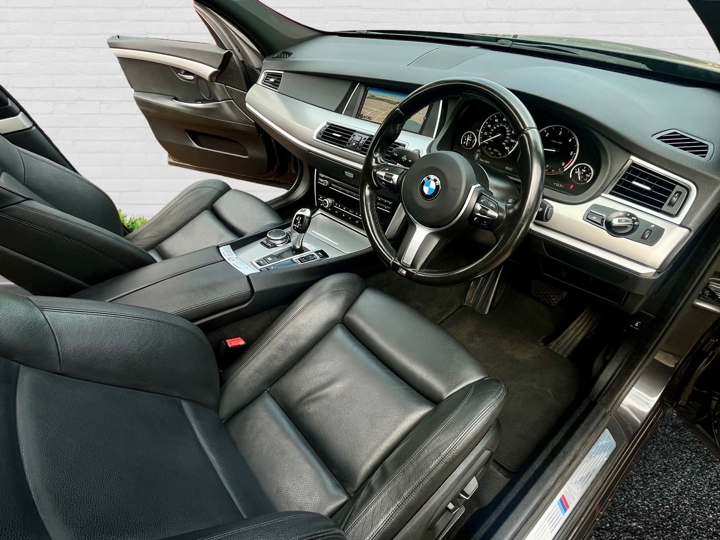 Used BMW 5 Series 2016 for sale - 76334715: Photo 12