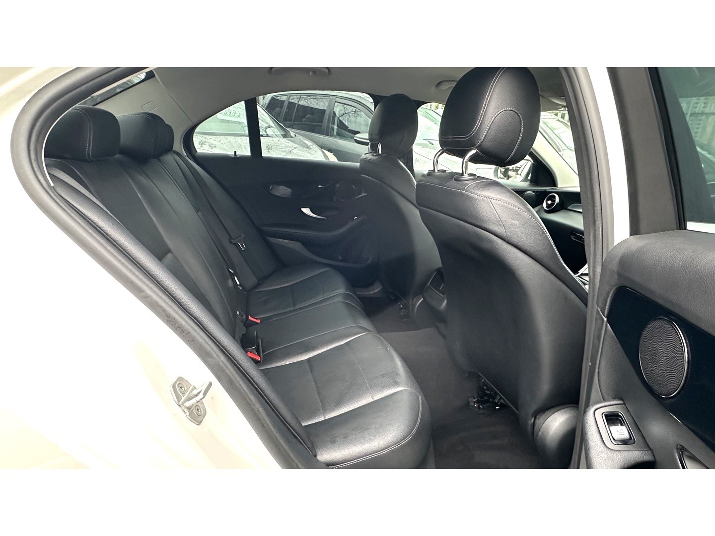 Used Mercedes-Benz C Class 2015 for sale - 77781797: Photo 8