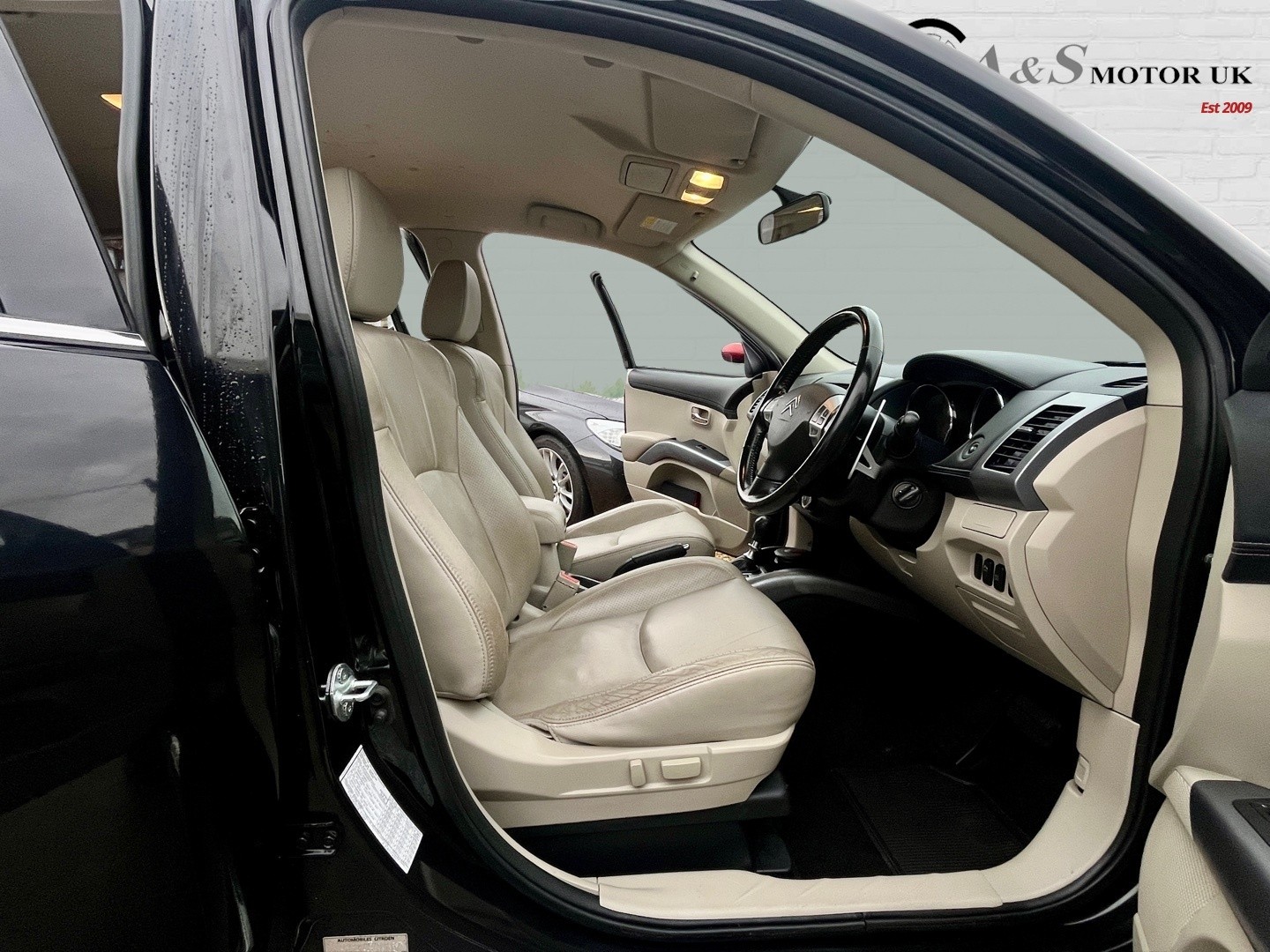 Used Citroen C-Crosser 2010 for sale - 76547885: Photo 10