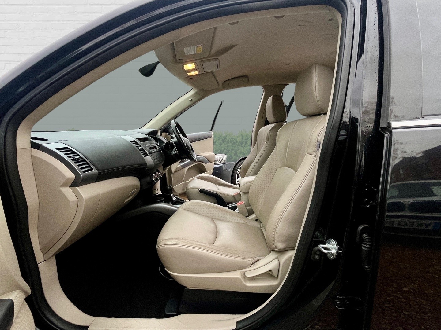 Used Citroen C-Crosser 2010 for sale - 76547885: Photo 13