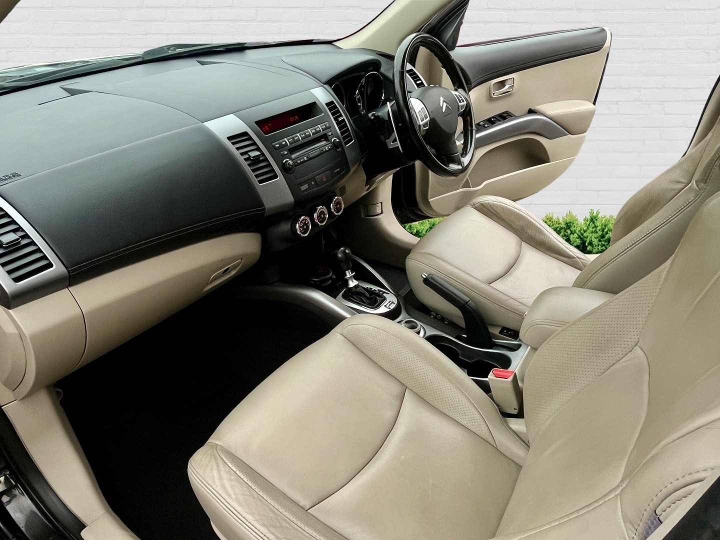 Used Citroen C-Crosser 2010 for sale - 76547885: Photo 14