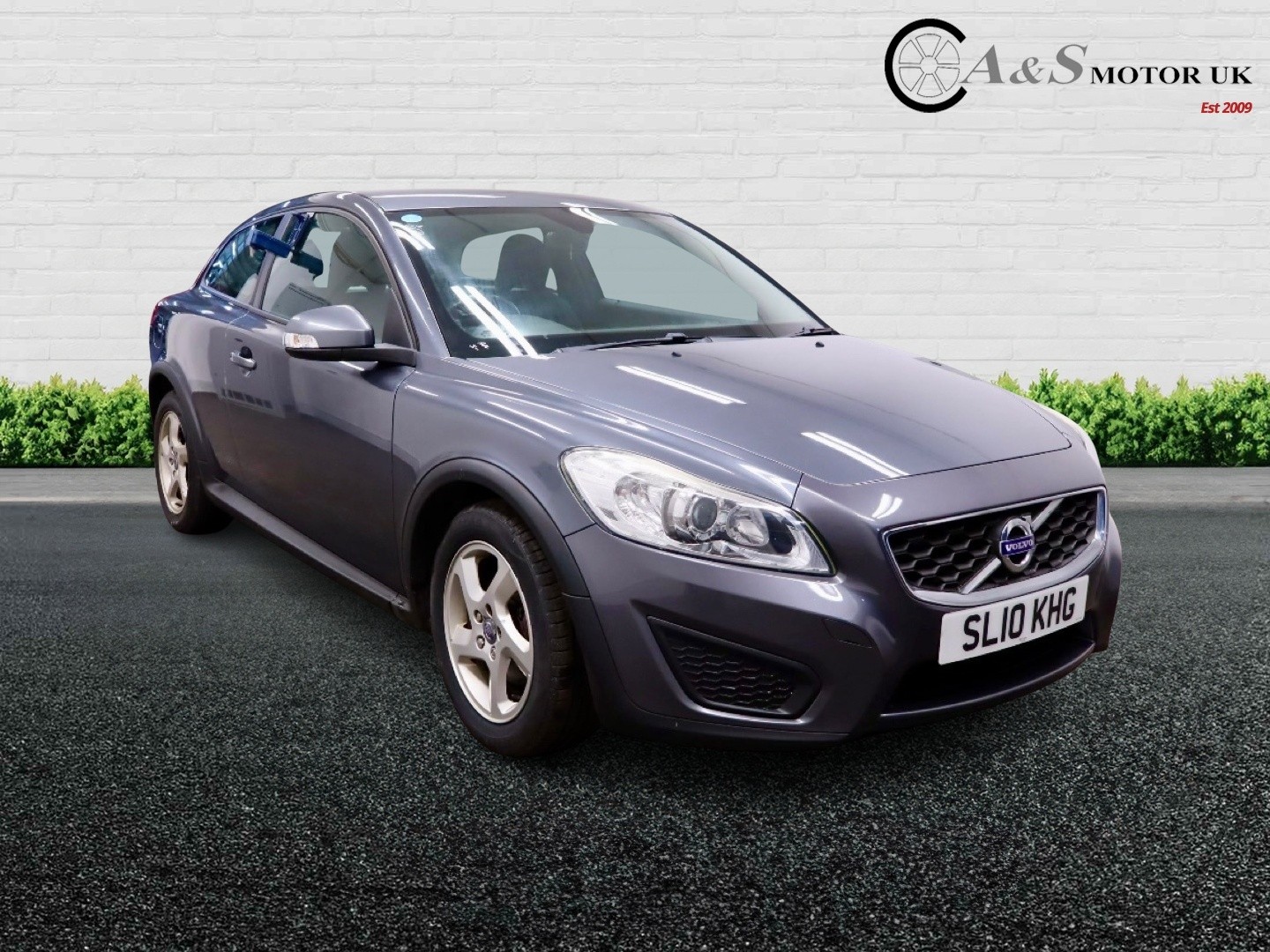 Used Volvo C30 2010 for sale - 76911014: Photo 2