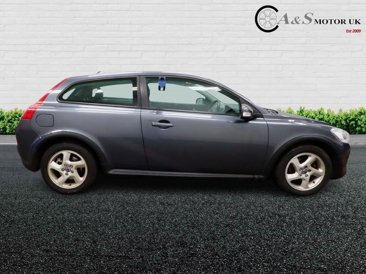 Used Volvo C30 2010 for sale - 76911014: Photo 6