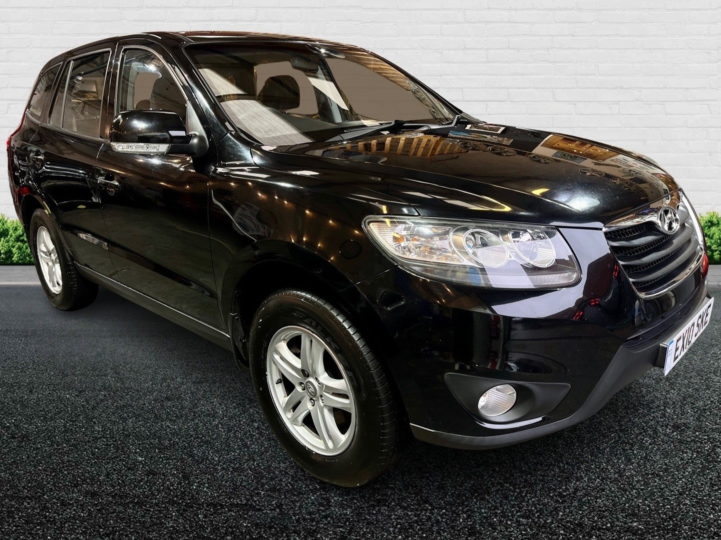 Used Hyundai Santa Fe 2010 for sale - 76579933: Photo 3