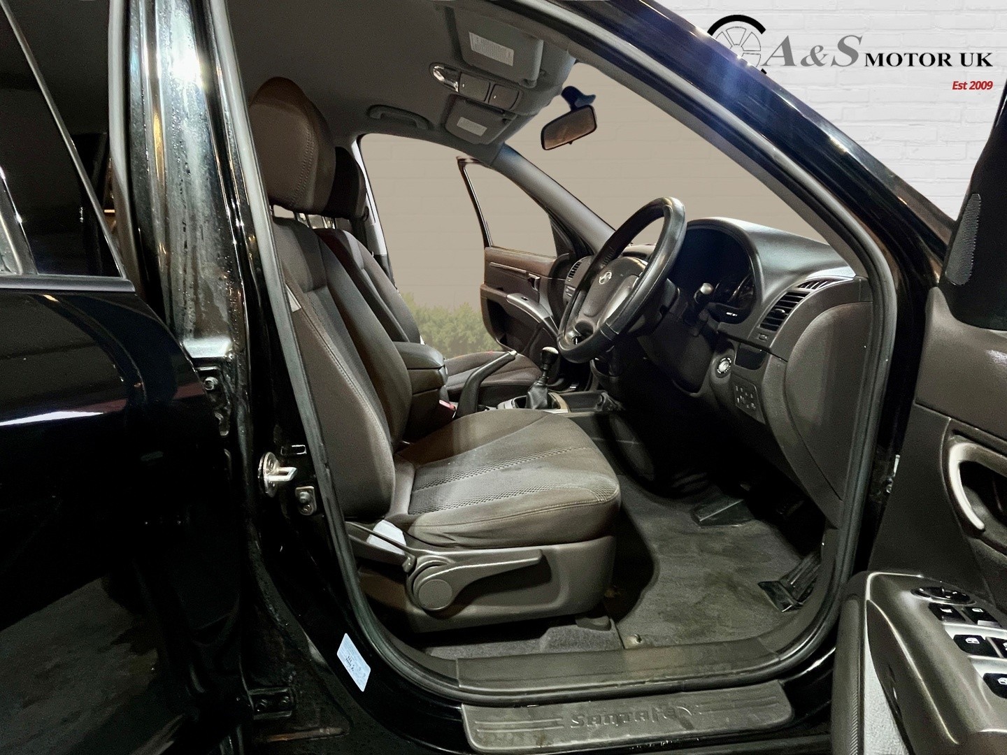 Used Hyundai Santa Fe 2010 for sale - 76579933: Photo 8