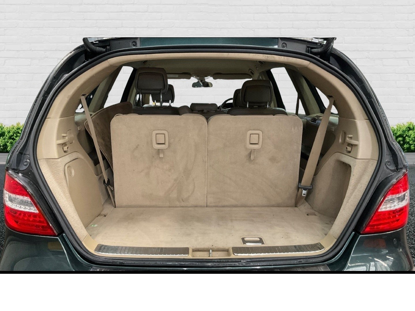 Used Mercedes-Benz R Class 2021 for sale - 77465633: Photo 11