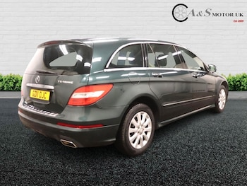 Used Mercedes-Benz R Class 2021 for sale - 77465633: Photo