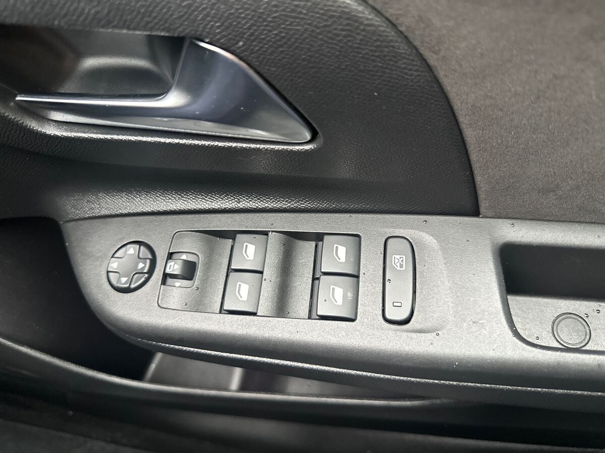 Used Vauxhall Corsa 2022 for sale - 76413646: Photo 14