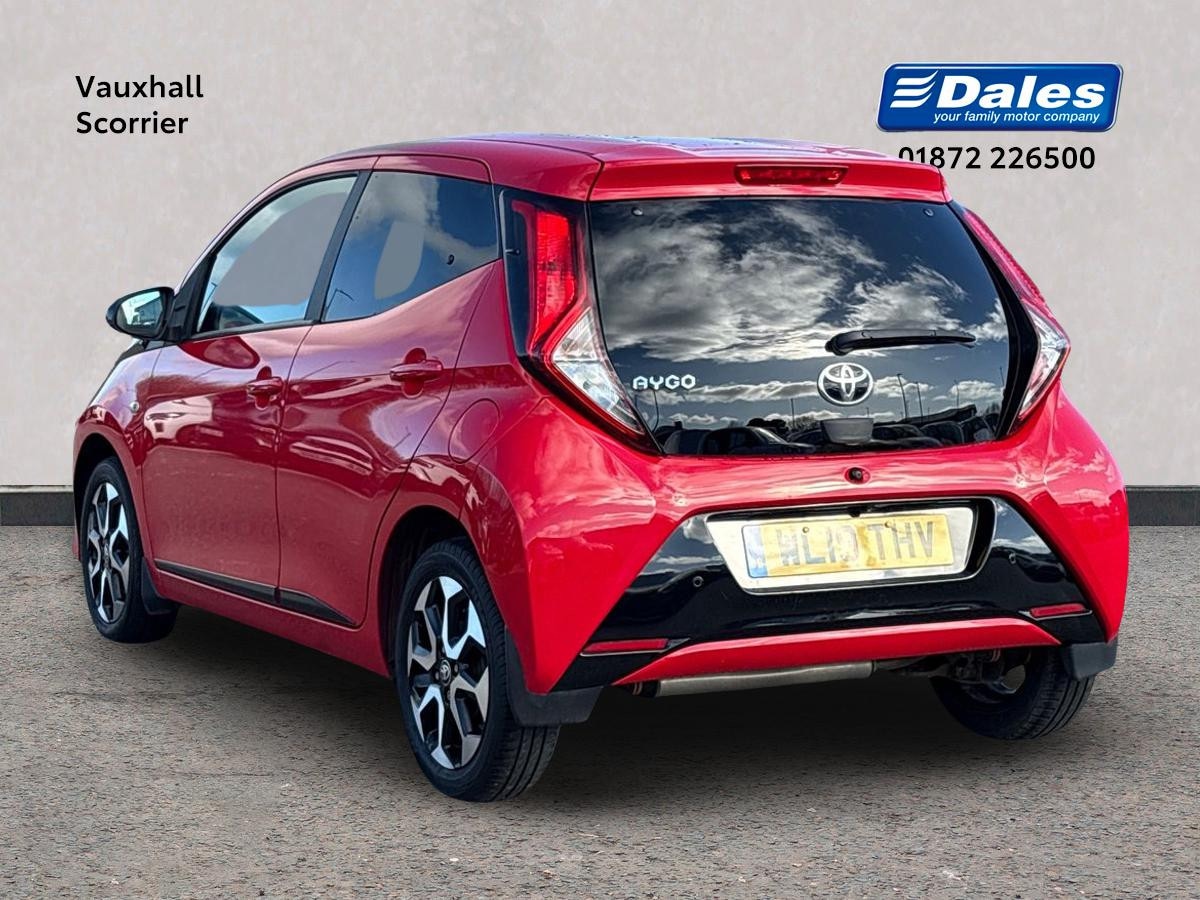 Used Toyota AYGO 2019 for sale - 77409849: Photo 2