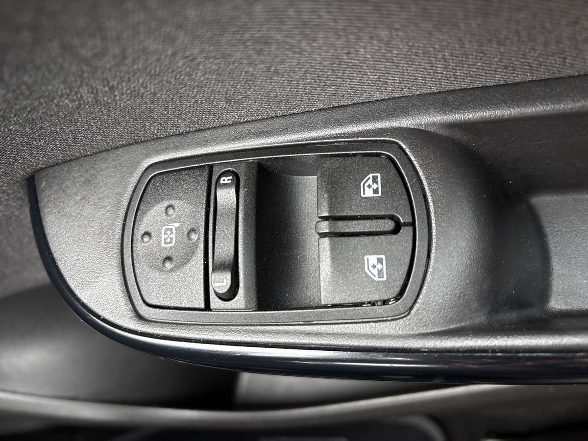 Used Vauxhall Corsa 2019 for sale - 77357629: Photo 14