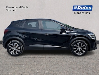 Used Renault Captur 2022 for sale - 76741566: Photo
