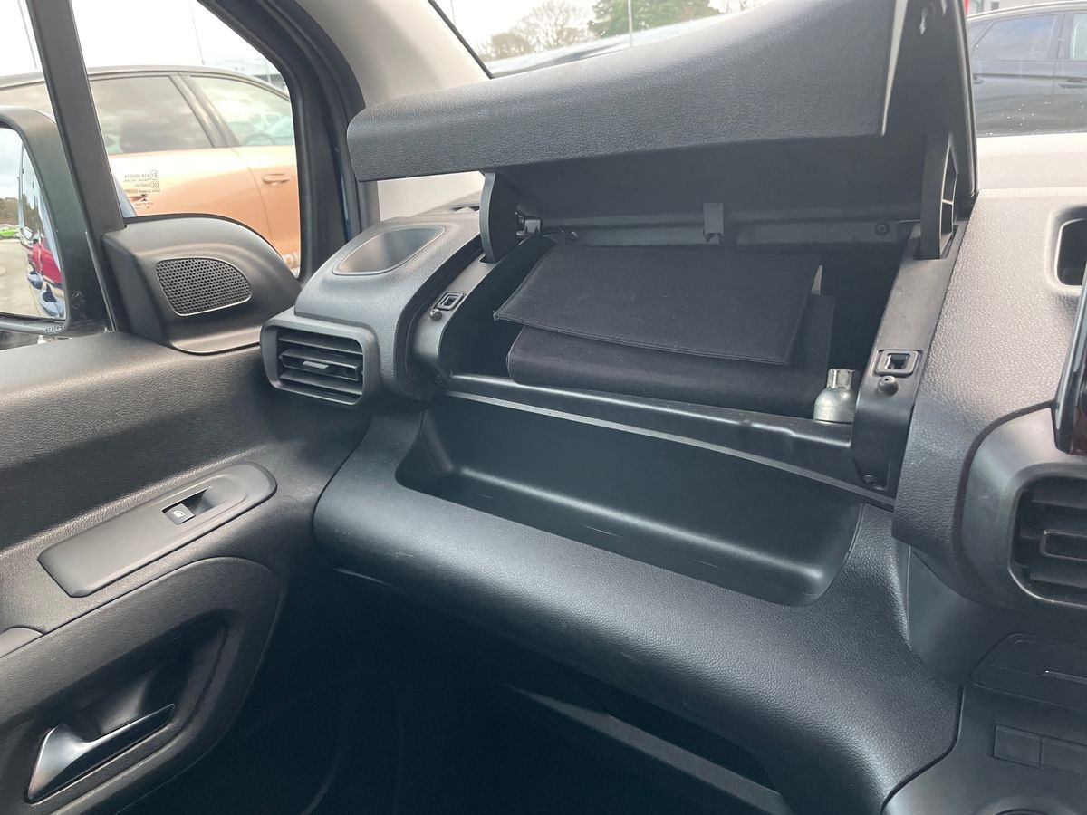 Used Vauxhall Combo Life 2020 for sale - 77201655: Photo 29