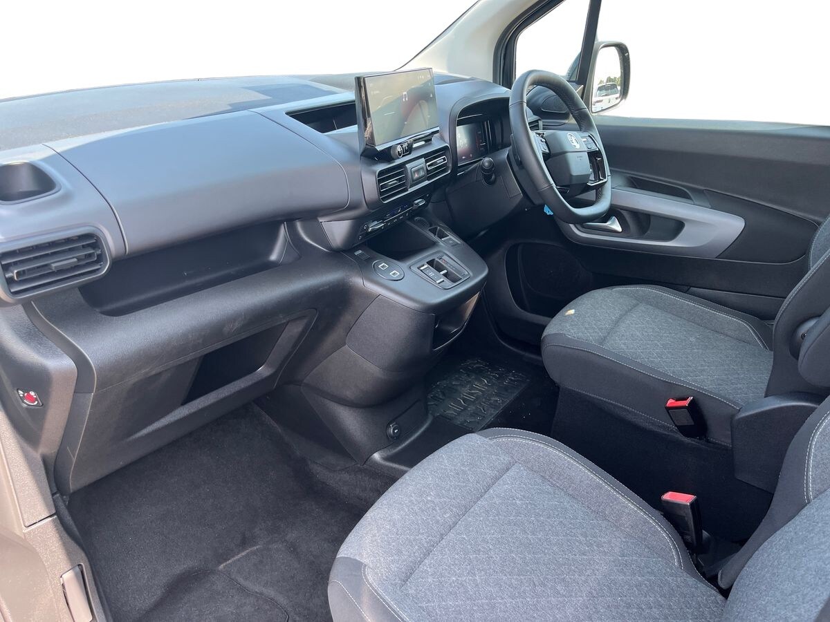 Used Vauxhall Combo Life Electric 2024 for sale - 76115414: Photo 11