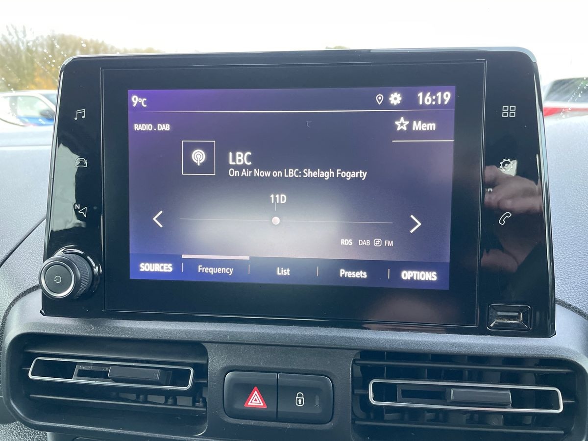 Used Vauxhall Combo Life 2020 for sale - 76511173: Photo 15