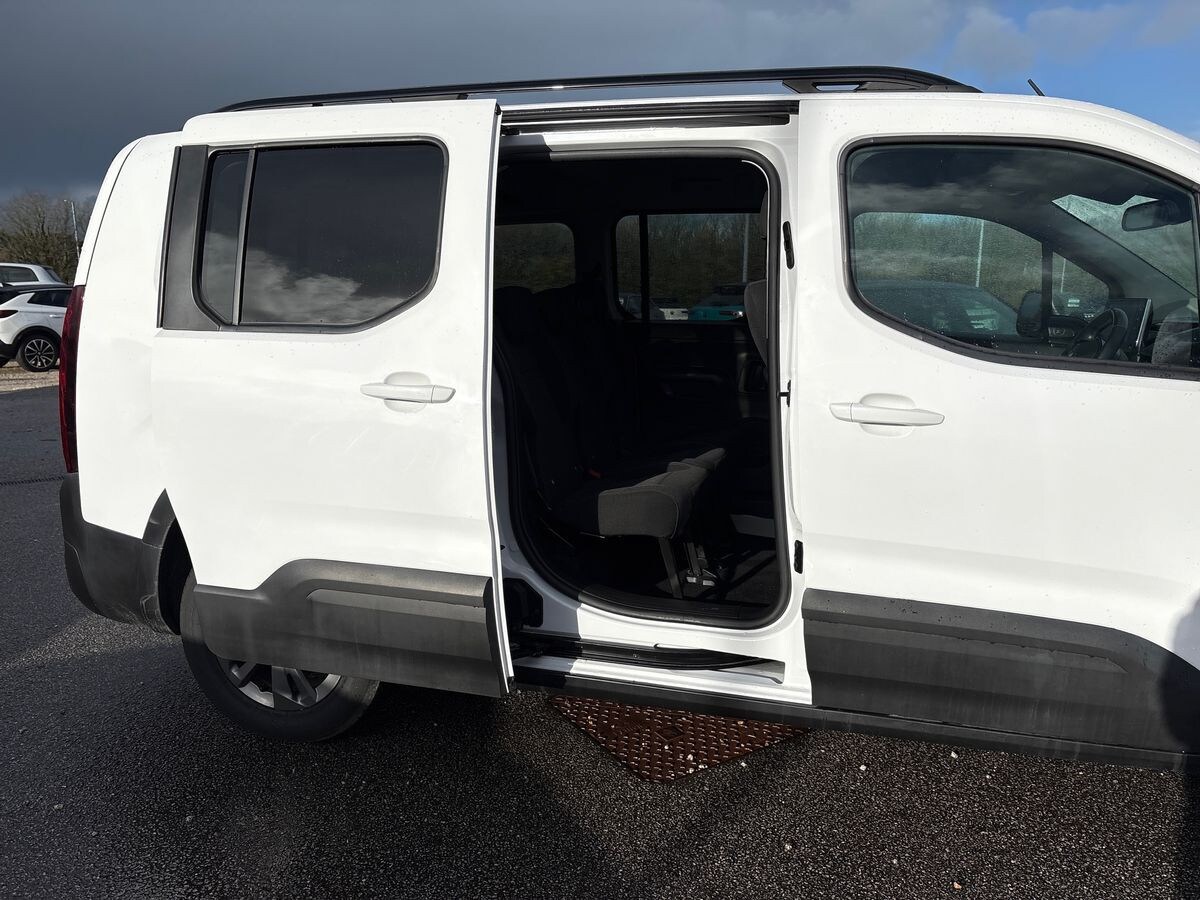 Used Peugeot Rifter 2022 for sale - 76606102: Photo 29