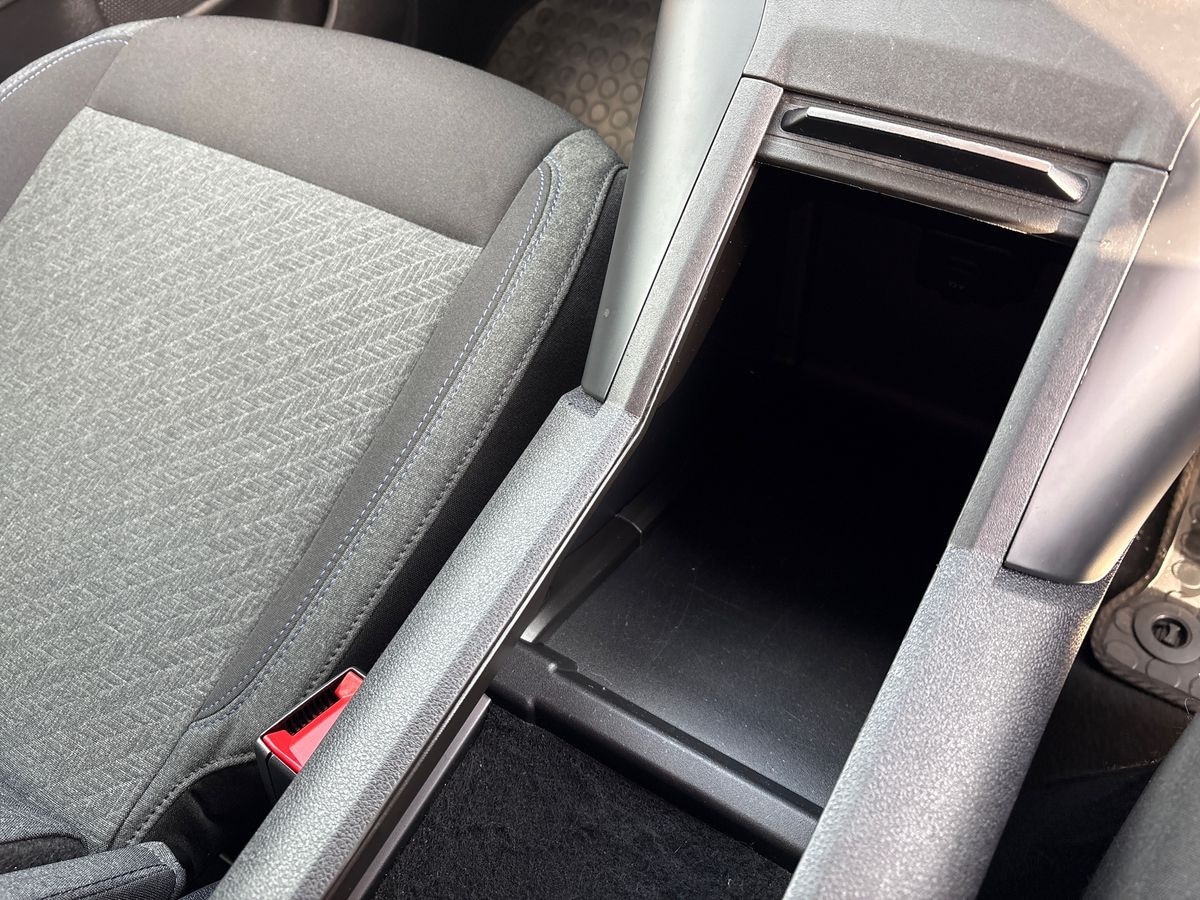 Used Peugeot Rifter 2022 for sale - 76606102: Photo 34