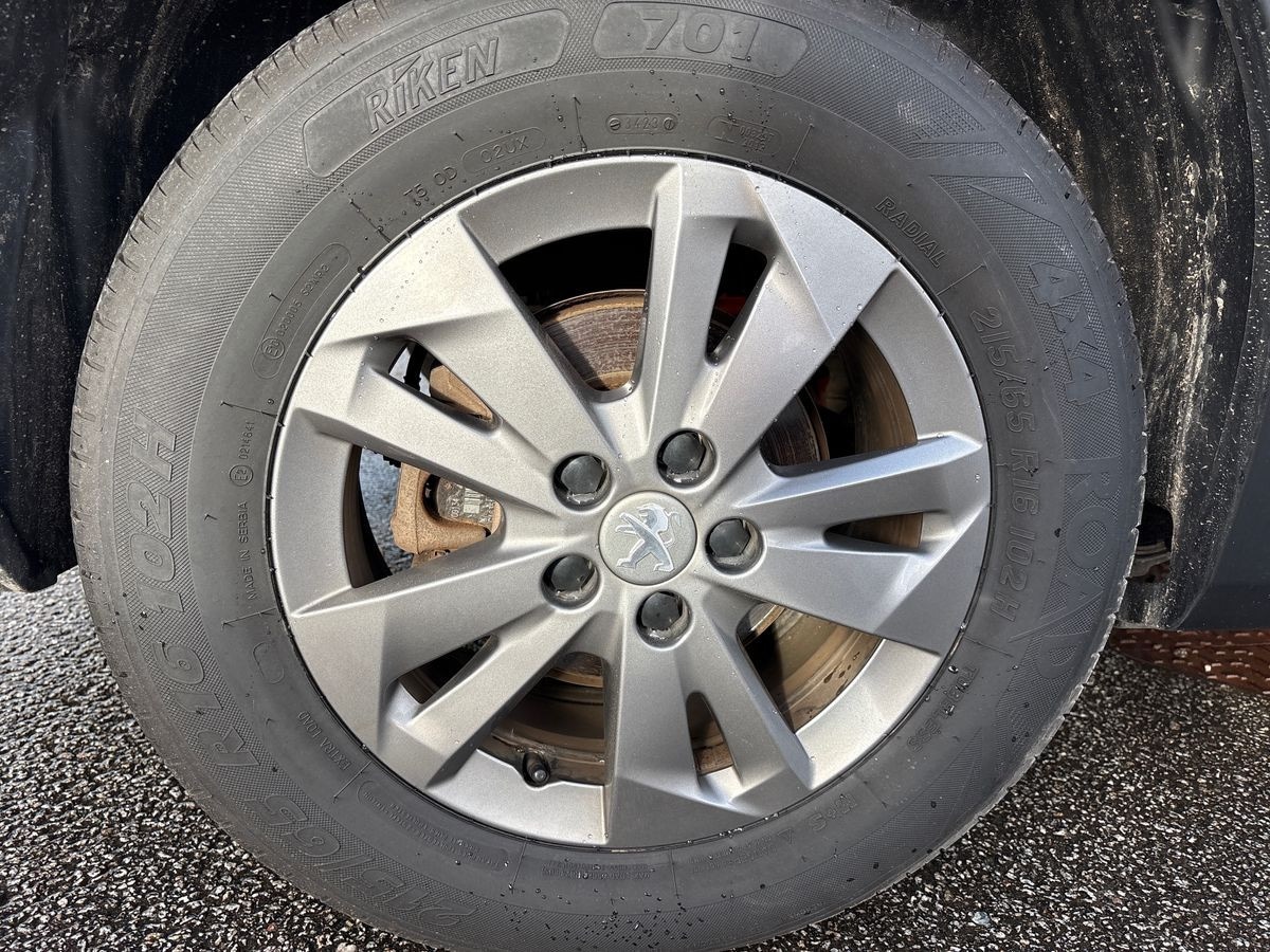 Used Peugeot Rifter 2022 for sale - 76606102: Photo 38