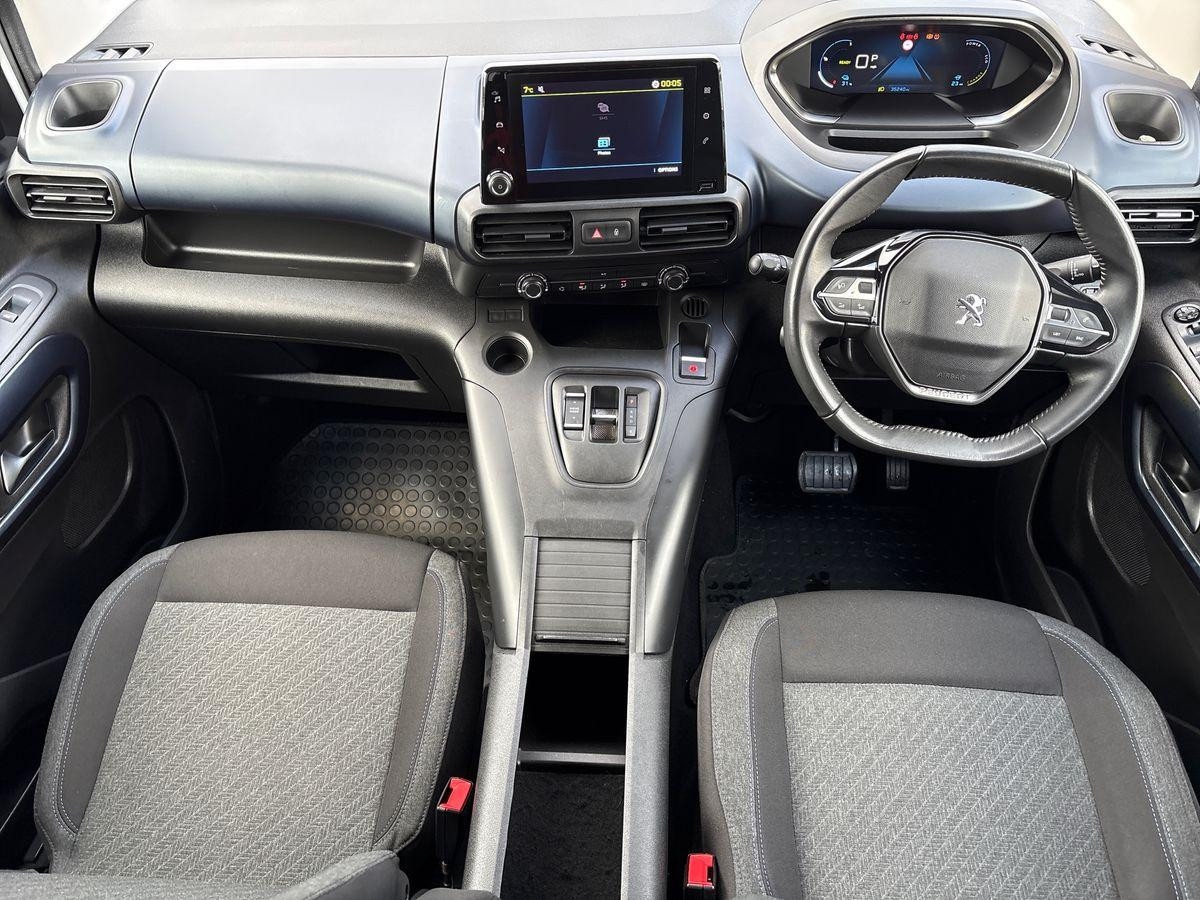 Used Peugeot Rifter 2022 for sale - 76606102: Photo 9