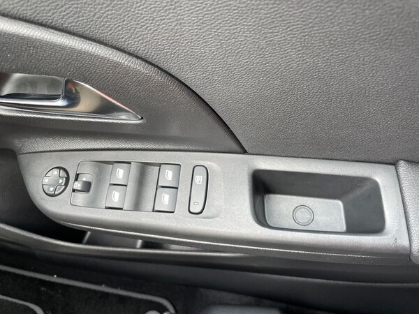 Used Vauxhall Corsa 2024 for sale - 75467124: Photo 13
