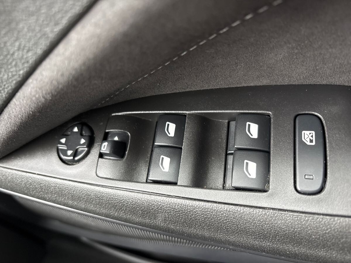 Used Vauxhall Crossland 2022 for sale - 76583463: Photo 13