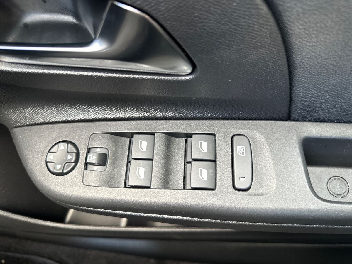 Used Vauxhall Corsa 2024 for sale - 76741576: Photo 14