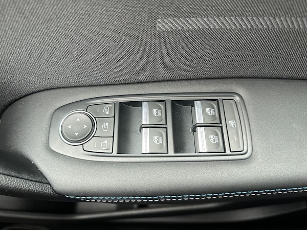 Used Renault Captur 2024 for sale - 75476288: Photo 13