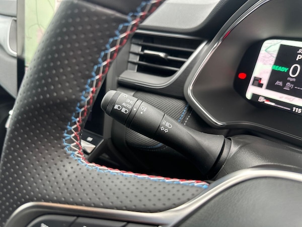 Used Renault Captur 2024 for sale - 75476288: Photo 23
